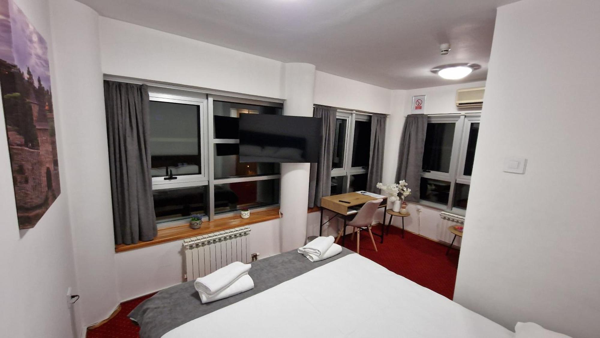 Olimpus Apartmani Bd Banjaluka Banja Luka Pokoj fotografie