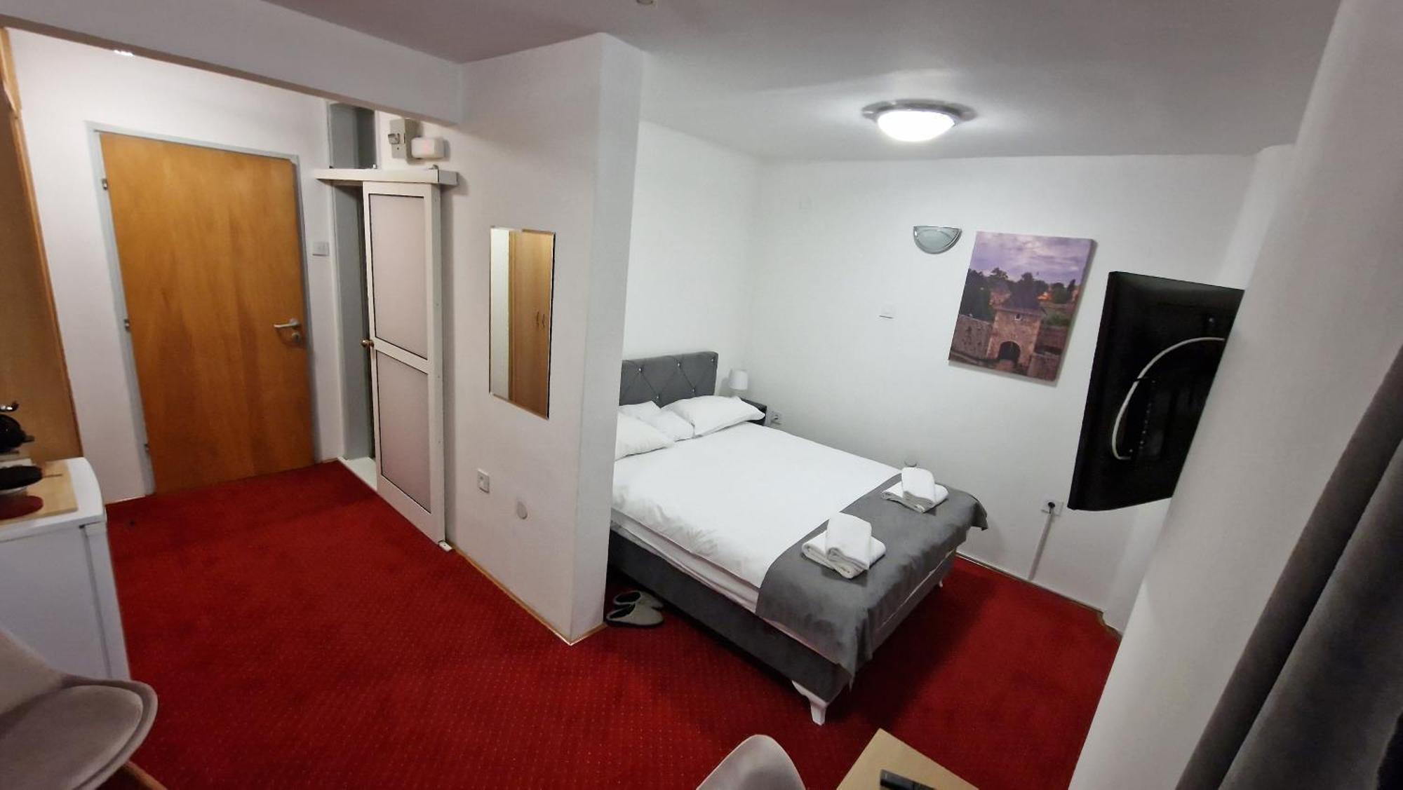 Olimpus Apartmani Bd Banjaluka Banja Luka Pokoj fotografie